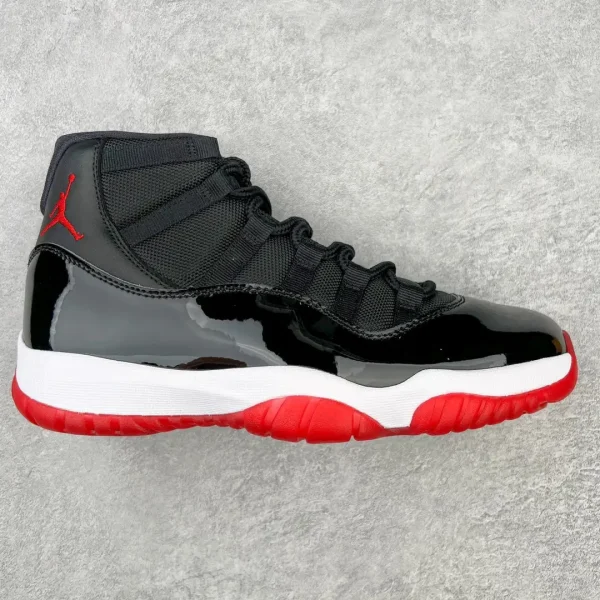 Air Jordan 11