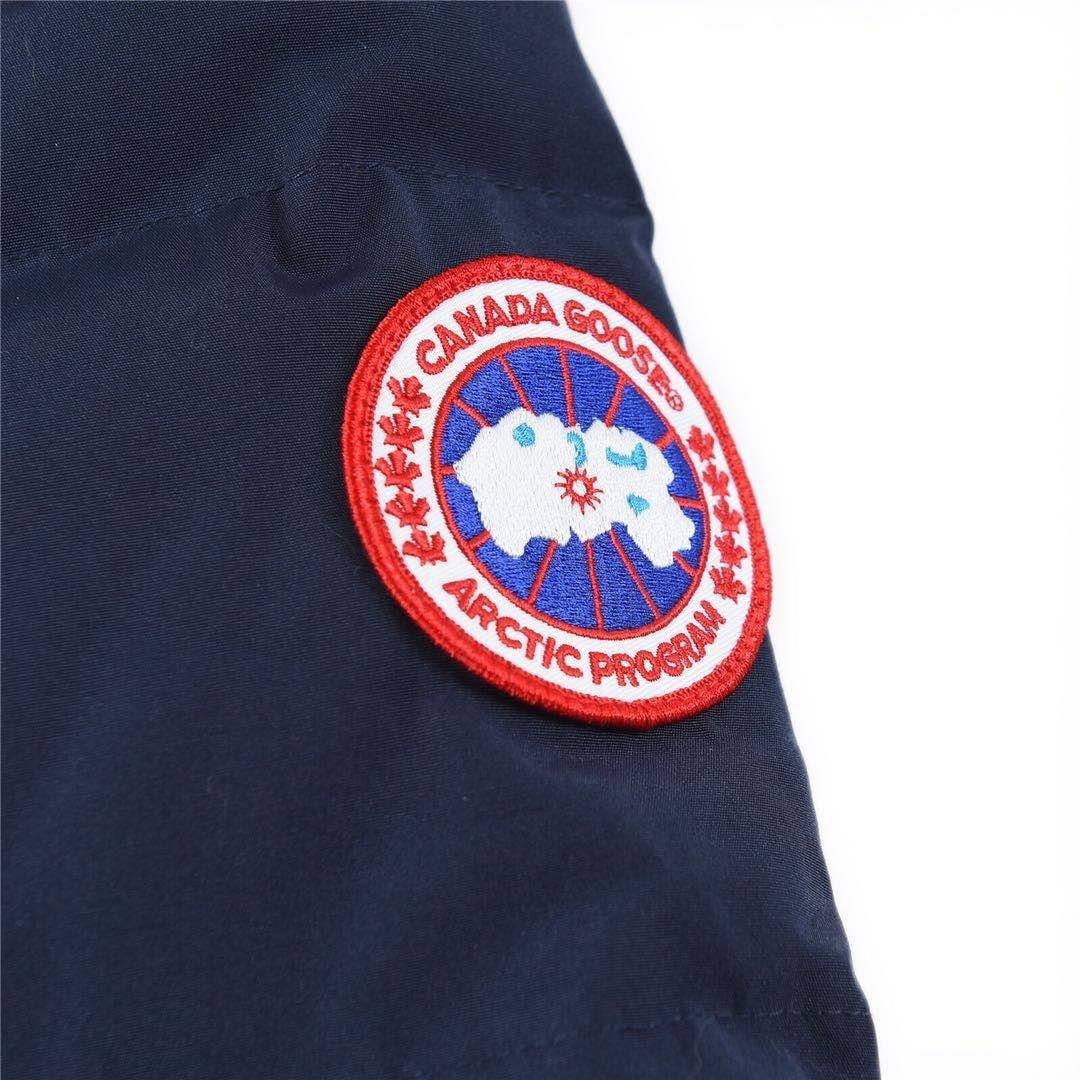 Canada Goose parka - Image 5