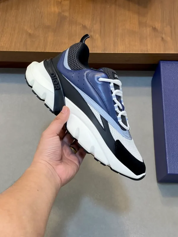 Dior B22