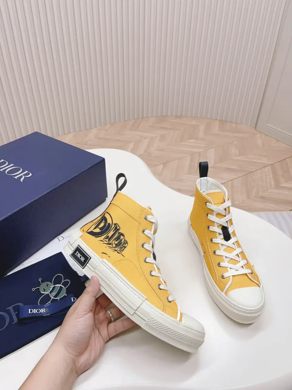 Dior B23