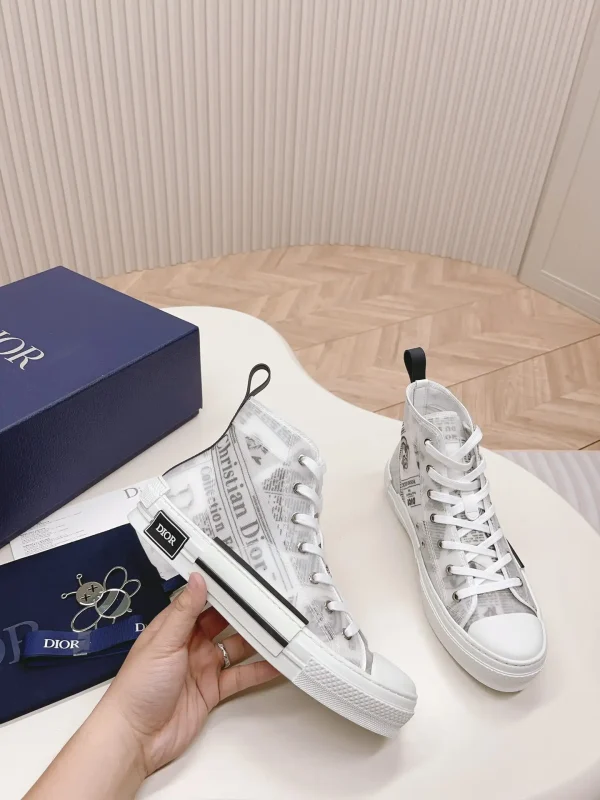Dior B23