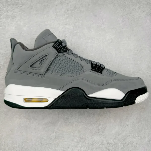 Air Jordan 4