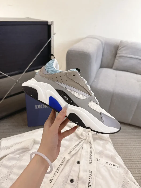 Dior B22